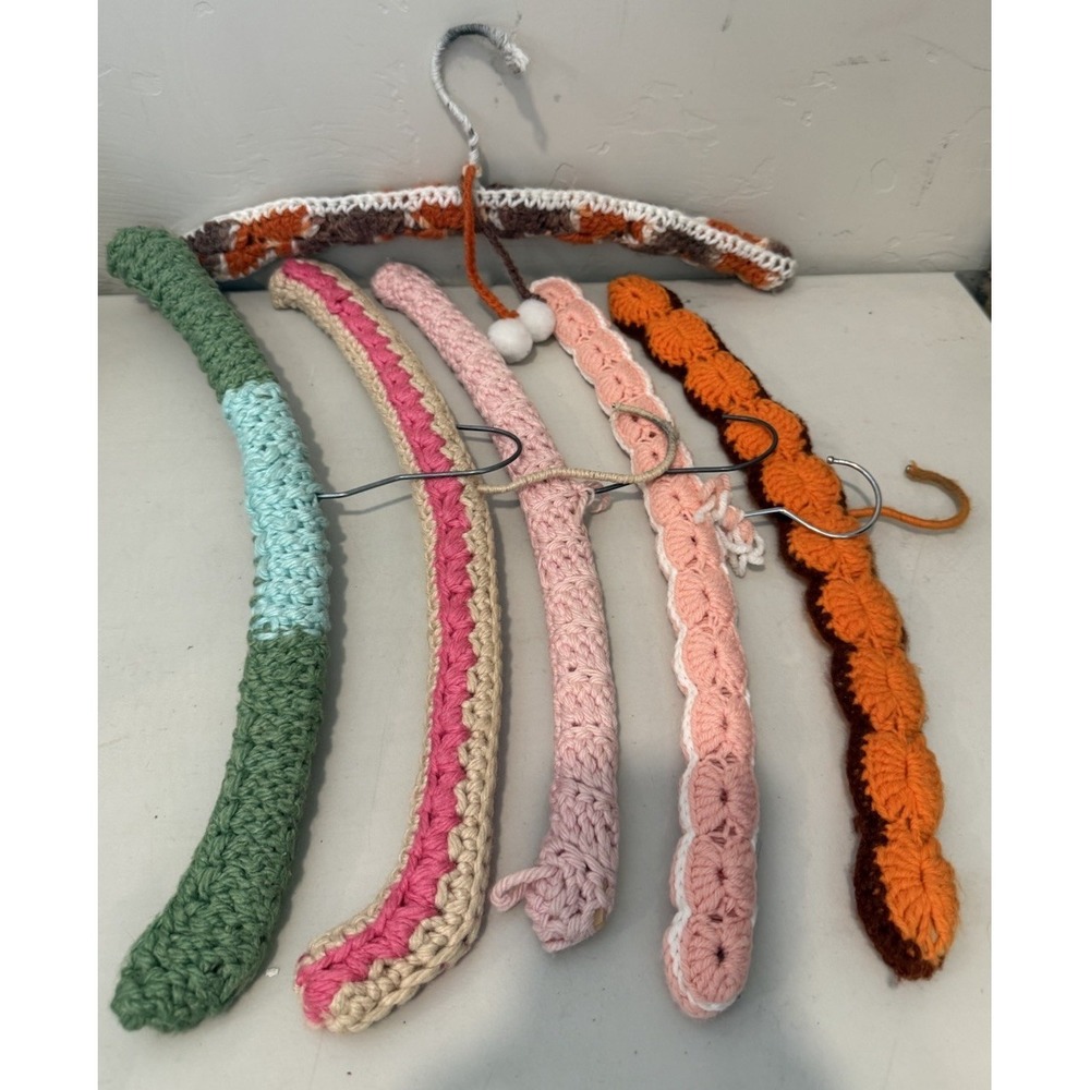 Vintage‎ Lot of 6 Vintage Retro Crochet Yarn Metal Coat Hangers